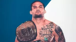 ММА шампион нахрани родния си около 200-хиляден град с наградата си