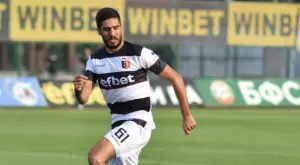 {{ otherArticle[0].article.title }}