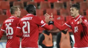 {{ otherArticle[0].article.title }}