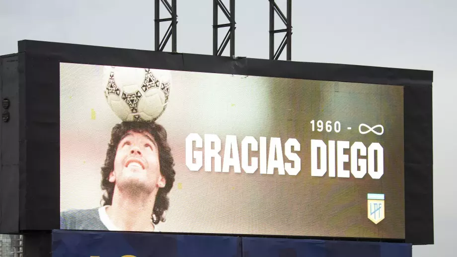 Футболистката, отказала да почете Диего Марадона, е получила смъртни заплахи
