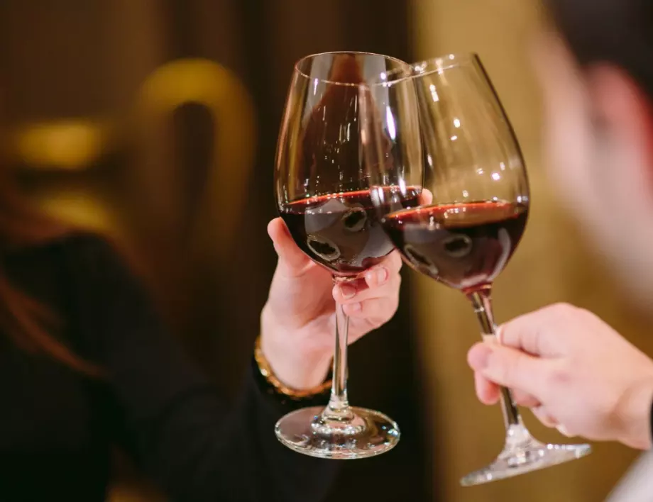 8 ползи от пиенето на чаша вино, за които не сте и подозирали
