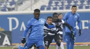 {{ otherArticle[0].article.title }}