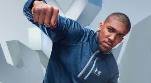 Джошуа: С 1000 фена на мача няма да се притеснявам, че някой ще полее гаджето ми с бира