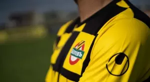 {{ otherArticle[0].article.title }}