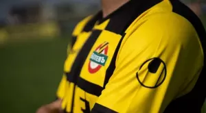 {{ otherArticle[0].article.title }}