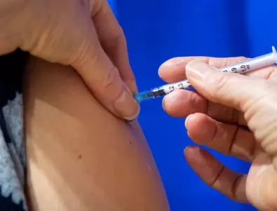 Първа ваксинация с препарата на Moderna в САЩ