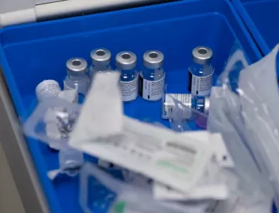 Ваксината на Pfizer-BioNTech получи пълно одобрение в САЩ 
