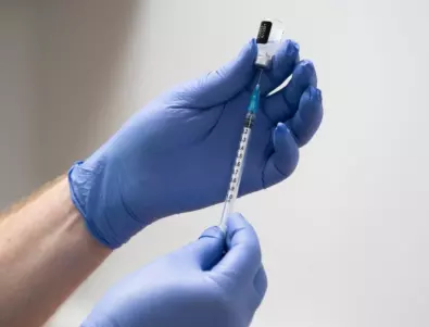 Парламентът освободи от ДДС доставката на COVID ваксини и тестове