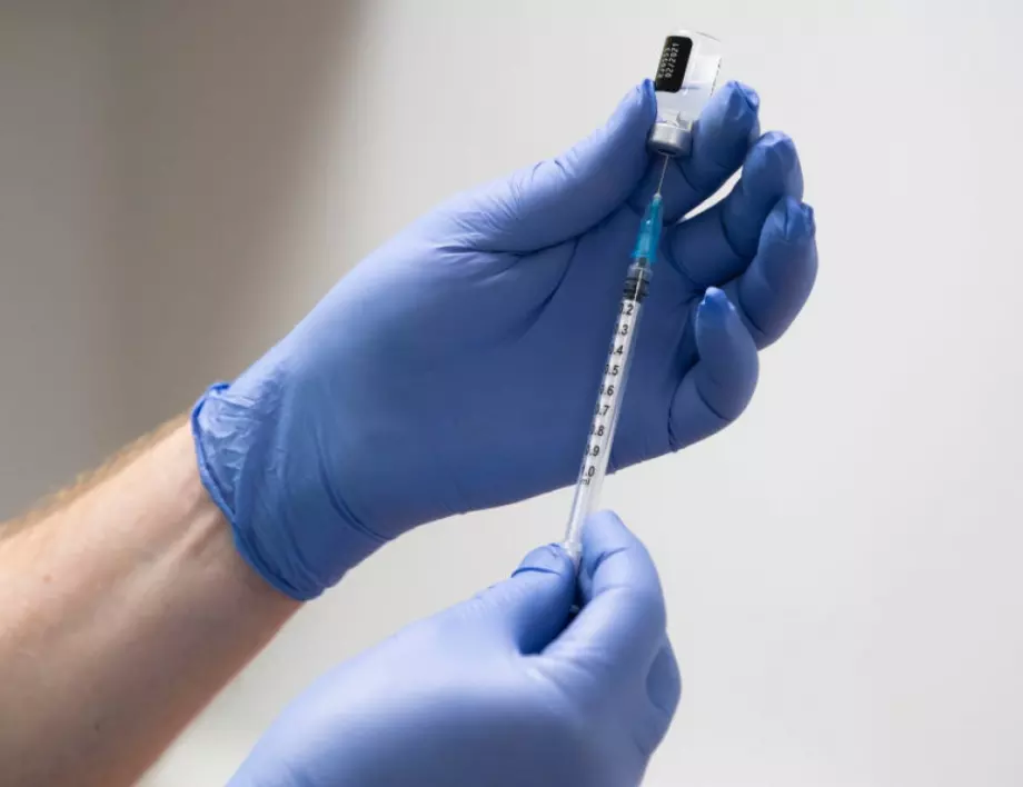 Johnson&Johnson започва трета фаза на тестване на ваксината си