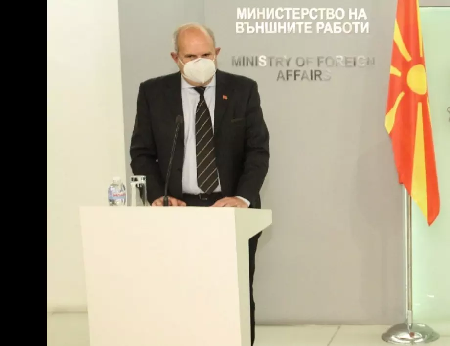 Бучковски: Не преговарям за разпарчетосването на Македония
