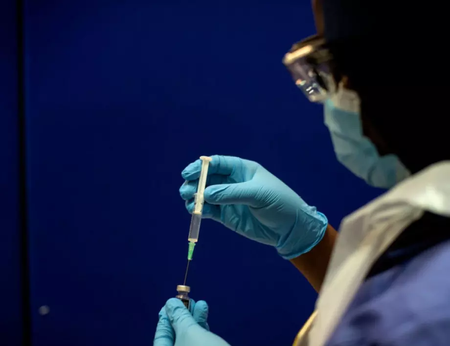 Над 31 000 дози от ваксината на Pfizer/BioNTech пристигнаха у нас