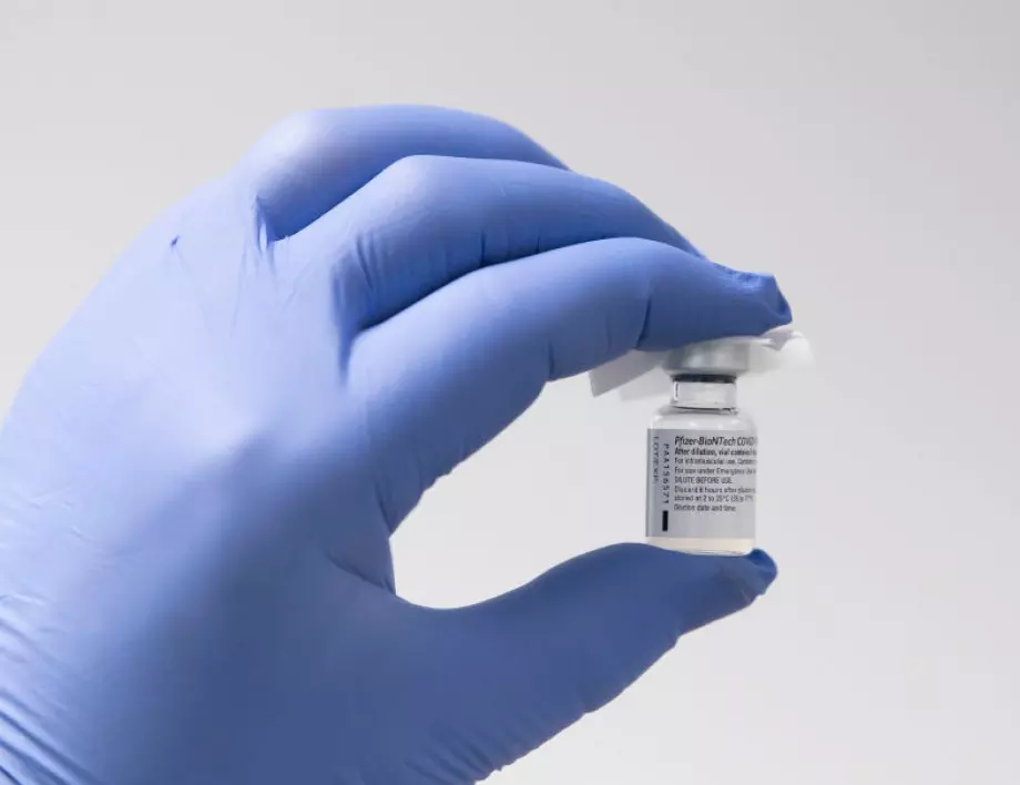 Съмнение: Приложен е натиск за по-бързото одобрение на ваксината на Pfizer/BioNTech
