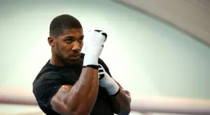 Джошуа "забрани" да го питат за Фюри, преди да се бие с Пулев