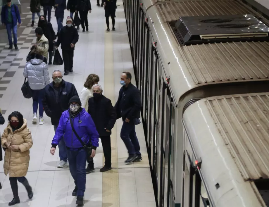 Сенки на съмнение за повредата на метрото при станция "Хаджи Димитър"