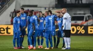 {{ otherArticle[0].article.title }}