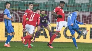 {{ otherArticle[0].article.title }}