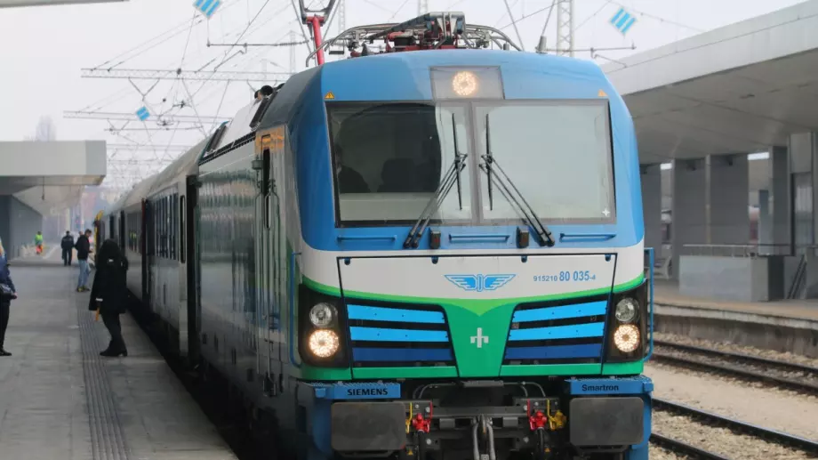 БДЖ осигурява два допълнителни влака в края на почивните дни 