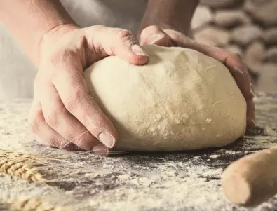 Как се приготвя мазен хляб - традиционна рецепта за Североизточна България