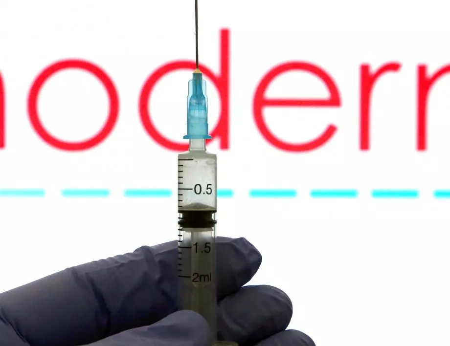 В САЩ може да ваксинират с по половин доза ваксина срещу COVID-19