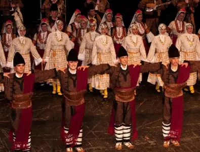 Коледен концерт на „101 каба гайди“ и ансамбъл „Родопа“  довечера в Смолян