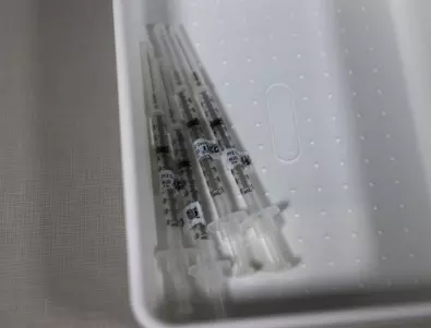 В САЩ се опитват да ускорят ваксинацията срещу коронавирус