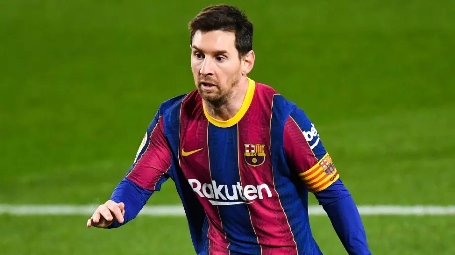 Глас от Испания: Барселона трябва да продаде половината отбор, за да си върне Лео Меси