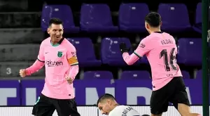 {{ otherArticle[0].article.title }}