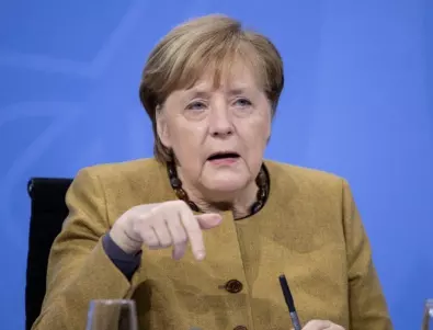 Германските консерватори в решителна битка за поста на Меркел 