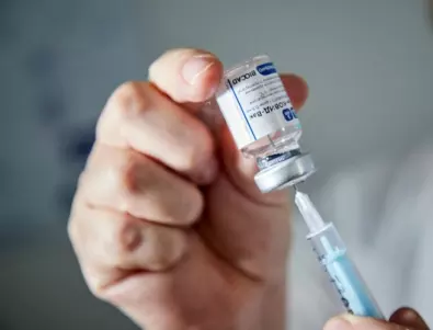 Създателят на „Спутник V“ поиска ваксината да бъде включена в задължителния имунизационен календар