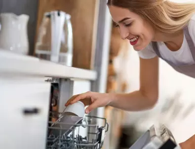 6 предмета, които не трябва да се мият в съдомиялна машина: Tези грешки се допускат от мнозина