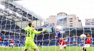 {{ otherArticle[0].article.title }}