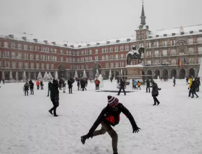 След снега: Рекорден студ скова Испания