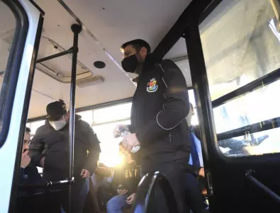 Шофьори в софийския градски транспорт не искат да продават билети заради ковид