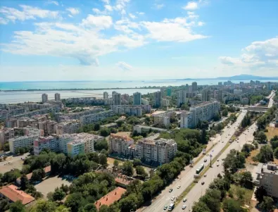 Димитър Николов: ВиК - Бургас да смени тръбите, за да асфалтираме улиците