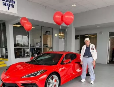 90-годишен ветеран от ВВC си купи Chevy Corvette C8