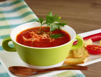 Здравословна и вкусна доматена супа
