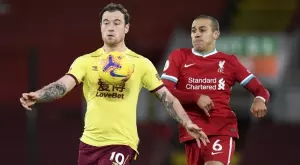 Ливърпул удари дъното! Борещ се за оцеляване превзе "Анфийлд"