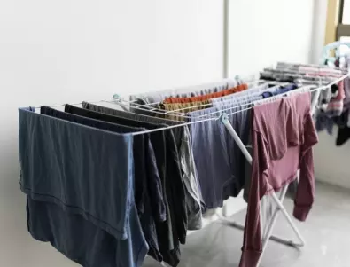 Как да сушим дрехите през зимата - не допускайте тези грешки