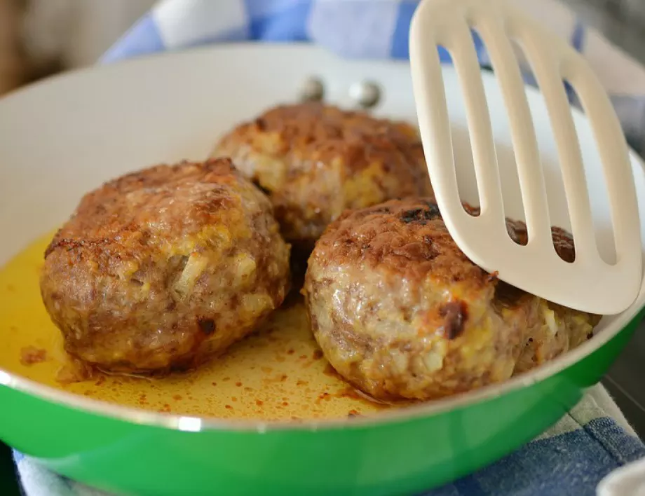 Най-вкусните икономични кюфтенца за пенсионери 