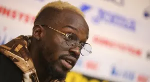 {{ otherArticle[0].article.title }}