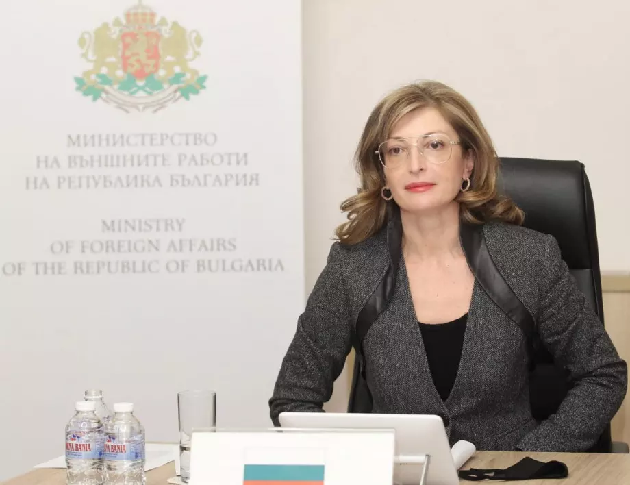 Захариева очаква евросанкции за Русия по новия механизъм за човешките права 
