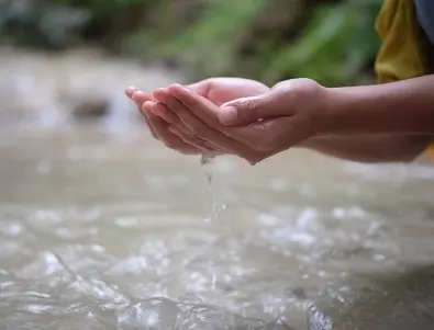 Потопете ръцете си в ледена вода и след 30 секунди ще разберете много за здравето си