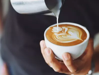 Дрямка зад волана: Доколко ефективно е наистина кафето?