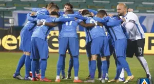 {{ otherArticle[0].article.title }}