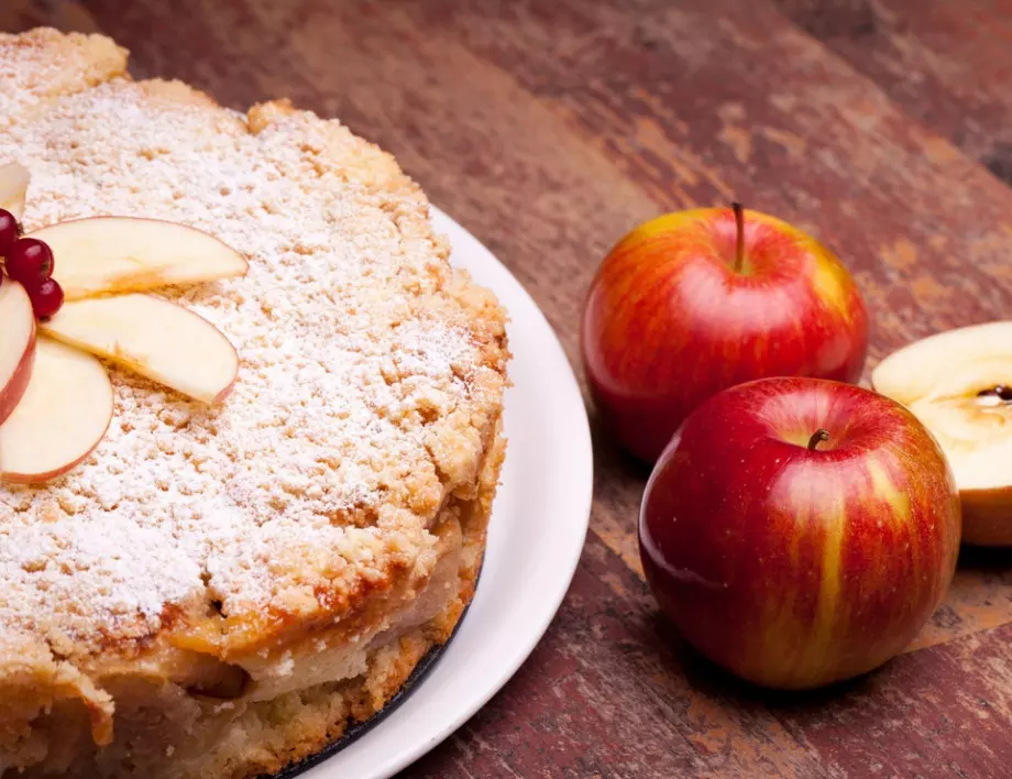 Ябълков сладкиш с орехи: Сладко изкушение