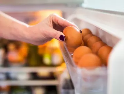 Не в хладилника: Къде всъщност трябва да съхранявате яйцата?