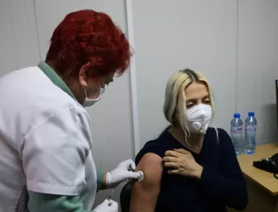 Със заповед на здравния министър увеличиха броя на пунктовете на имунизация
