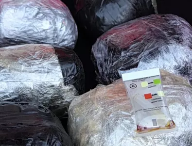 Откриха над 100 кг хероин в кола, минаваща през 