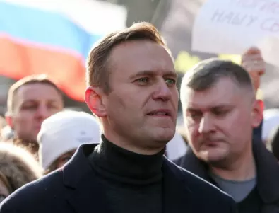 Забраниха на Навални да пише писма