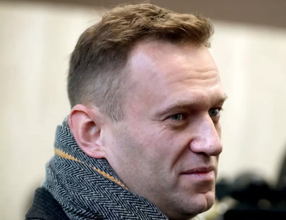 Навални съди властите на затвора, не му дават Корана 